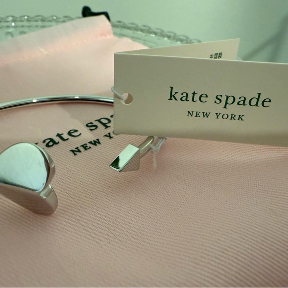 Kate Spade Silver Heart Bangle *NWT*Dust Bag*Fast Shipping! - Picture 2 of 6